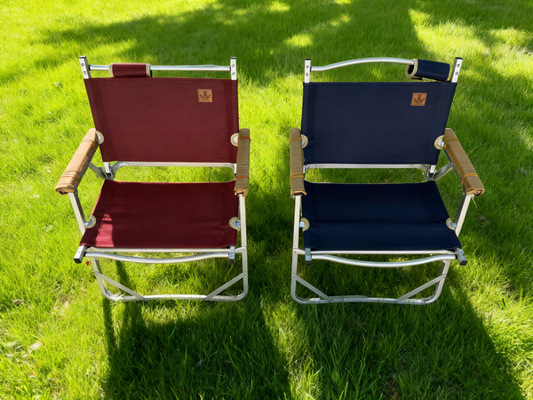 Foldable Outdoor Camping Chair with Armrests | Portable Lightweight Beach Chair | Sturdy Metal Frame | Compact Travel Picnic Chair for Garden, Balcony & Camping
