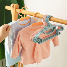 Oncaarnival baby clothes hanger for jacket, pant, dress, clothes, coat,hanger drying rack display kids clothing (Set of 5)