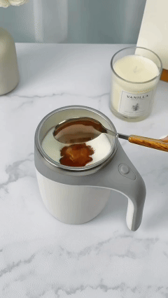 Self Stirring Mug